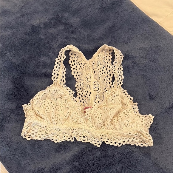 Altar'd State Cream Lace Bralette with Scalloped Edges - Picture 4 of 4